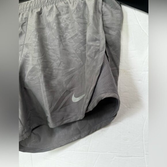 Nike NEW Tempo Dri Fit Lightweight Shorts Mesh Side Stretch Pocket Run Gray XS - Picture 9 of 16